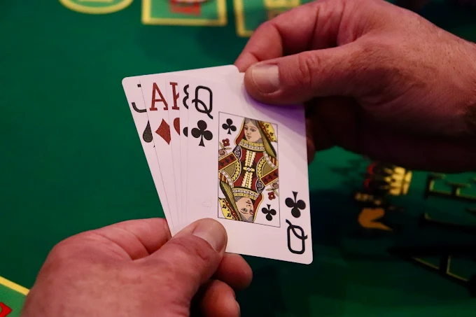 Guests playing blackjack at Royalty Casino Prague